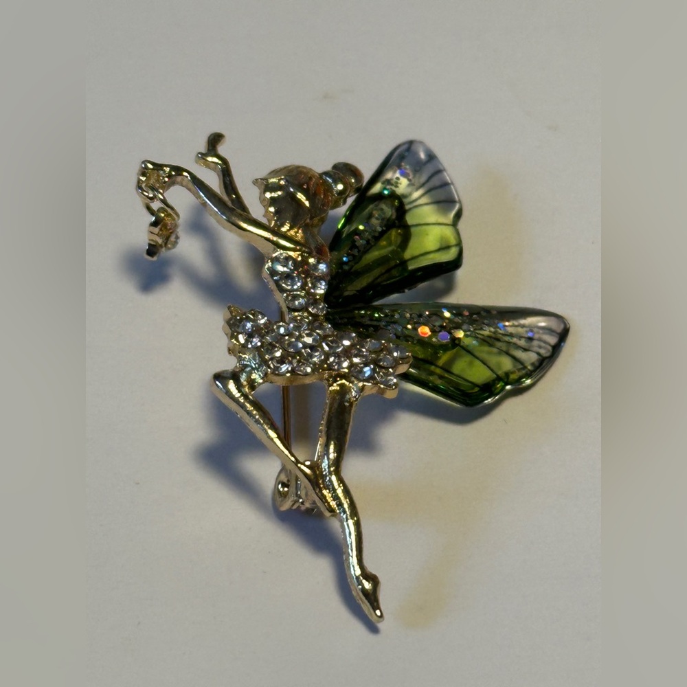 Fashion Gradient Butterfly Brooch